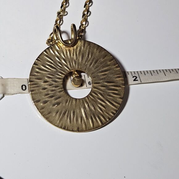 Gold Tone Red Enamel Circular Pendant With Red Rhinestone Accent Necklace 16 To - Picture 10 of 14